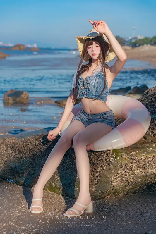 咬一口兔娘(黏黏团子兔) – NO.085『海の夏日』Shotgun 7